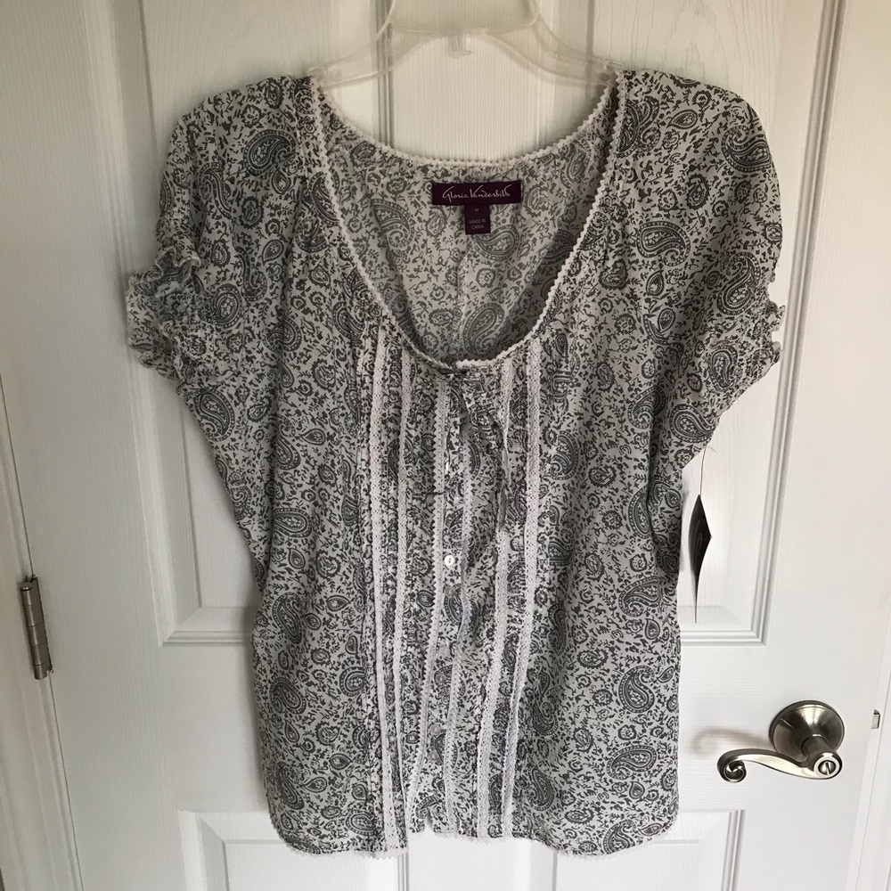 Gloria Vanderbilt women’s top